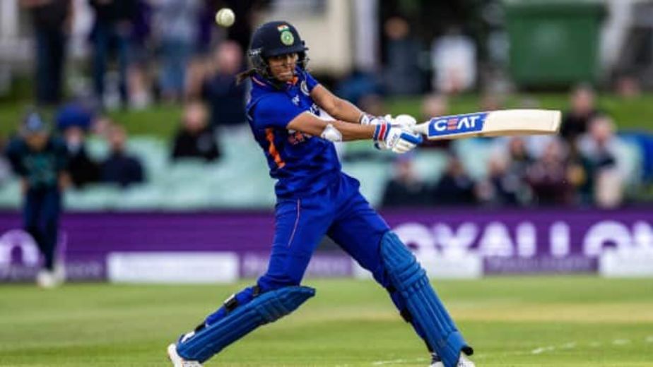 Jhulan is a go-to person, backed me in my rough time: Harmanpreet
