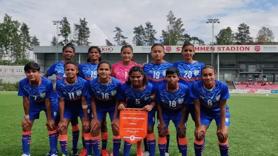 The India U-17 women's team loses to Sweden