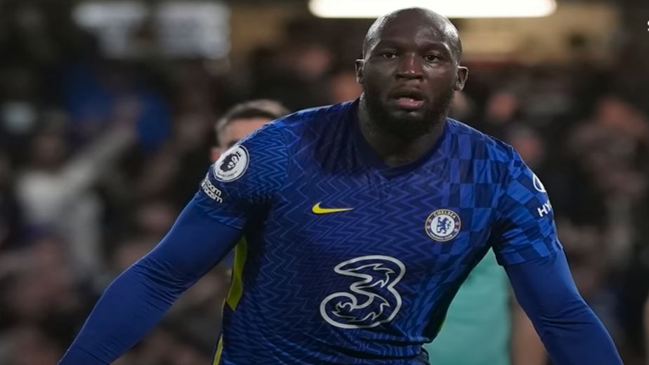Chelsea striker Romelu Lukaku issues a public apology after Inter Milan comments