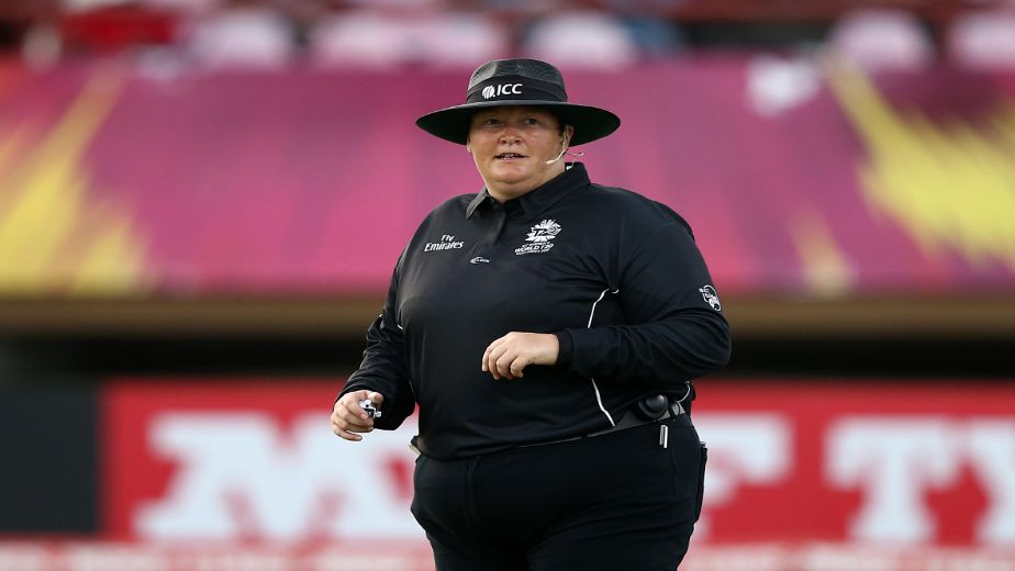 ECB appoint five umpires to new Professional Umpires' Team