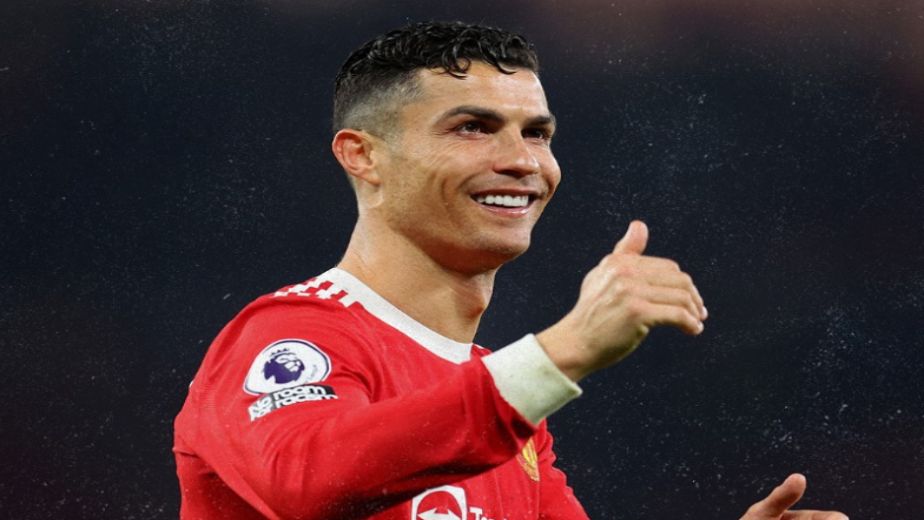Ronaldo commits future to Manchester United despite poor season