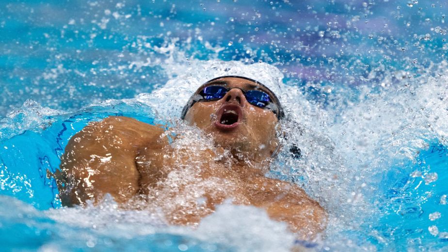 Ceccon smashes 100m backstroke world record at World Championships