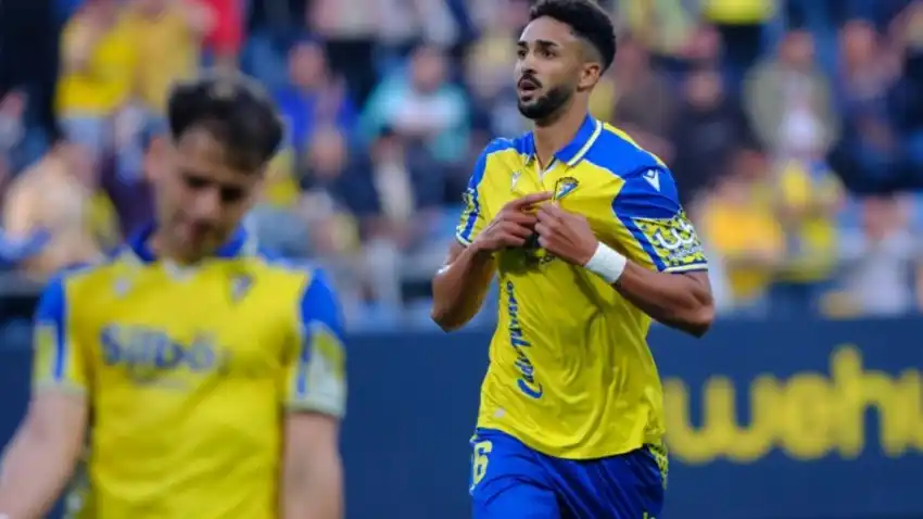 Sporting Gijón vs Cádiz - Analiza meczu i typy bukmacherskie na 19.04.2026
