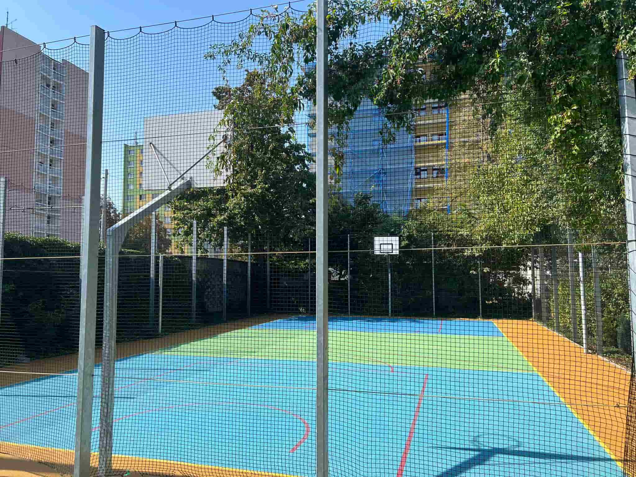 Basketbalové hřiště Hřiště u Mendlova náměstí – Brno