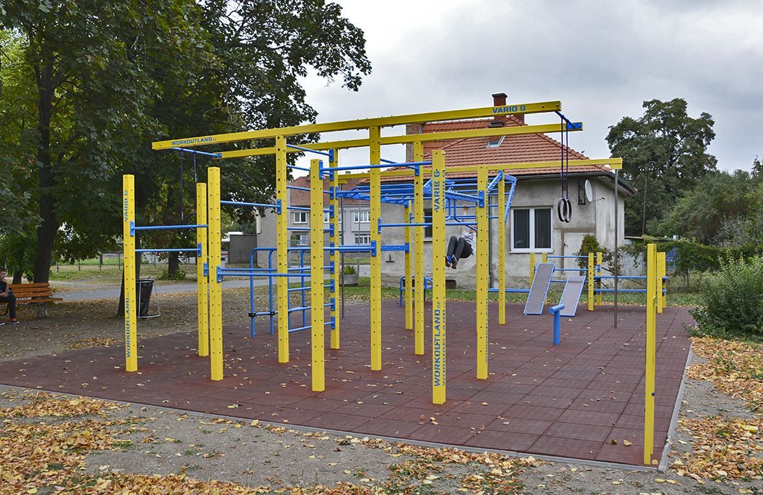 Workoutové hřiště Workout u veledromu – Prostějov