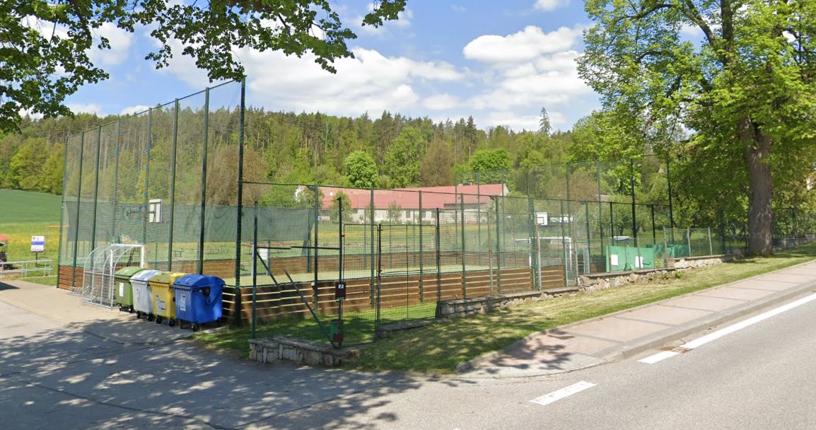 Basketbalové hřiště Basketvalové hřiště Krahulčí – Krahulčí
