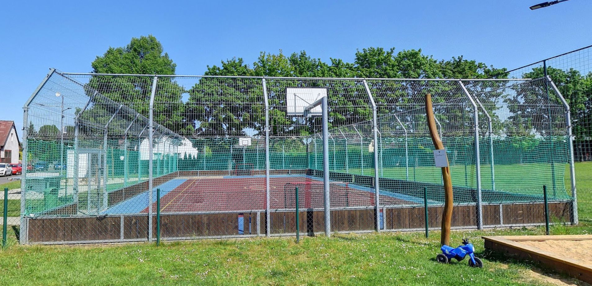 Basketbalové hřiště Basket Dřevčice – Dřevčice
