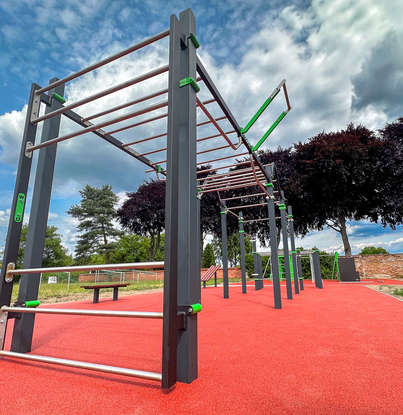 Workoutové hřiště Workout Potoční – Hustopeče nad Bečvou