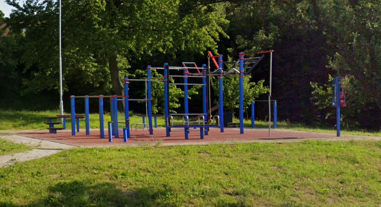 Workoutové hřiště Workout Martinice – Martinice