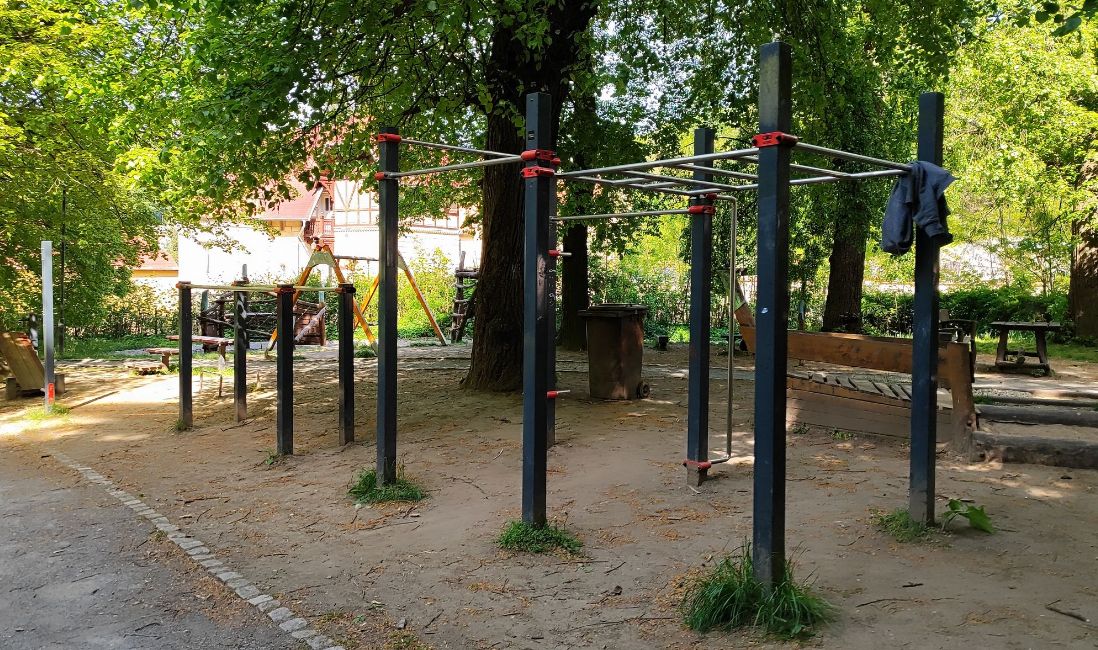 Workoutové hřiště Workout Všenory – Všenory