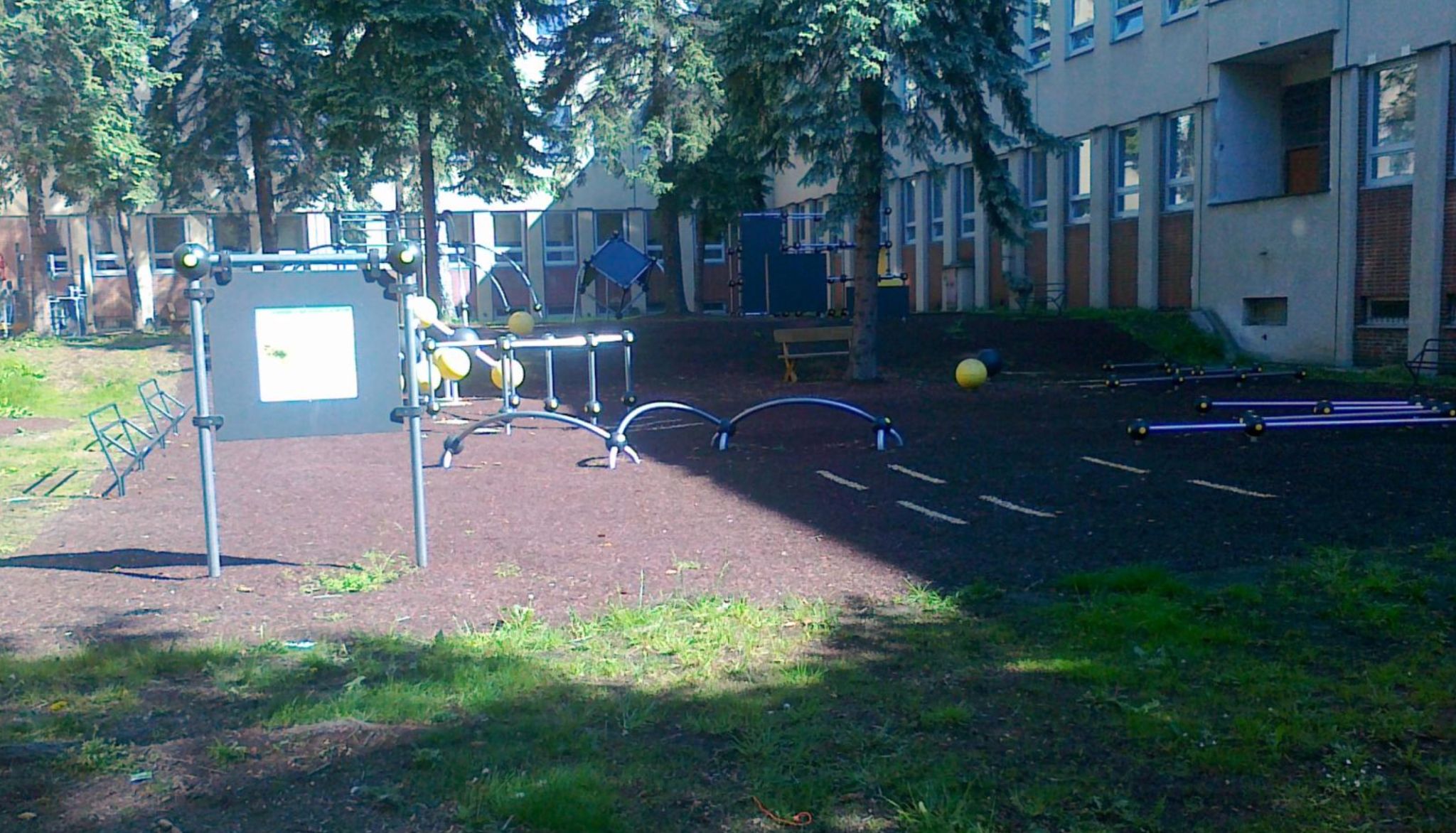 Parkour hřiště Parkourové hřiště FTVS UK – Praha