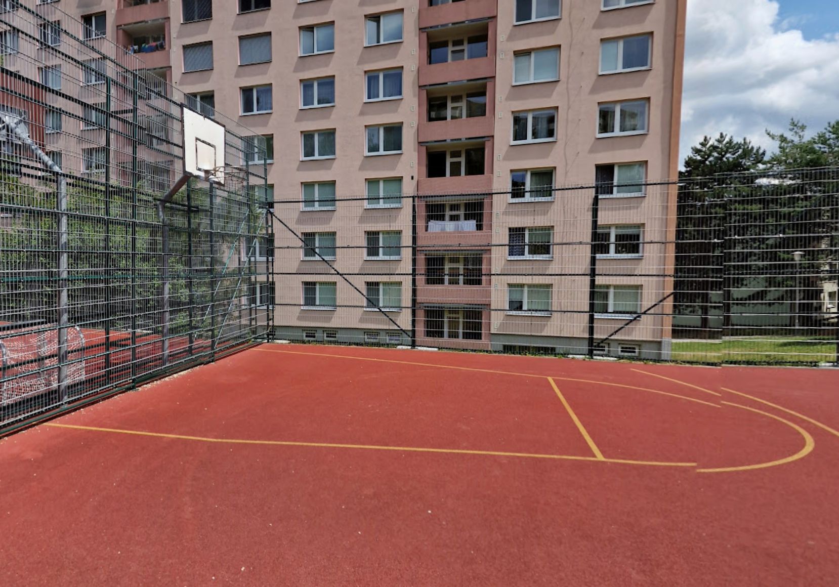 Basketbalové hřiště Basket Richtrova – Brno