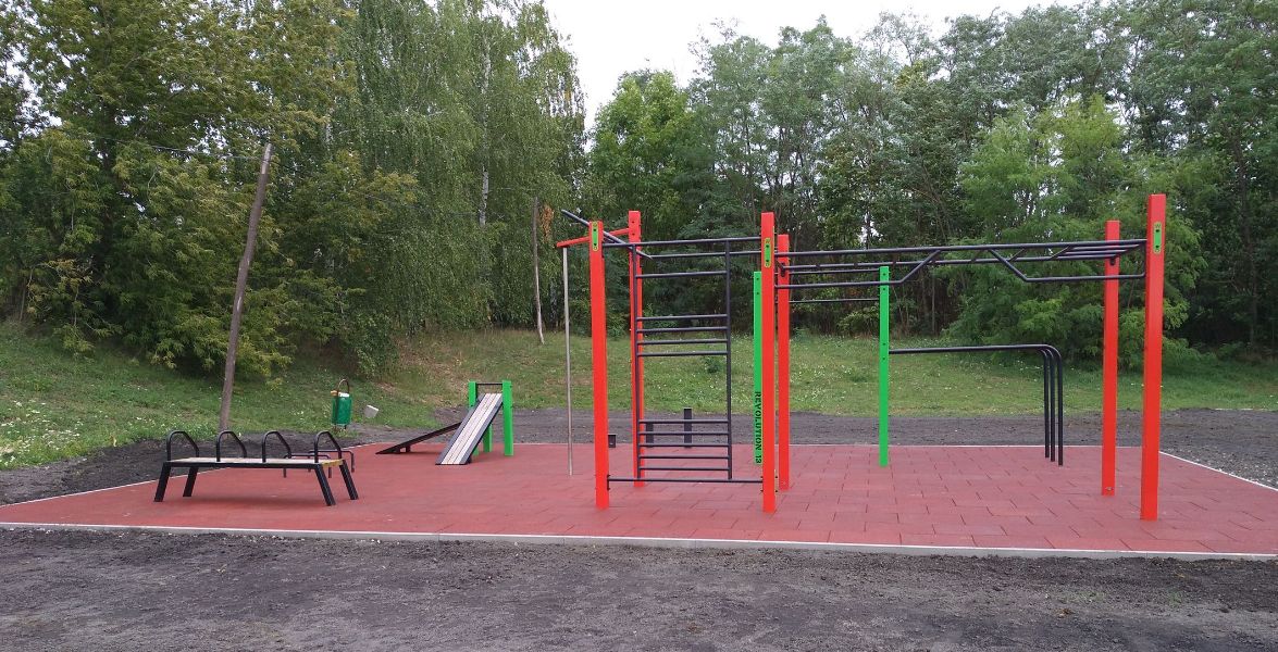 Workoutové hřiště Workout Moravský Krumlov – Moravský Krumlov