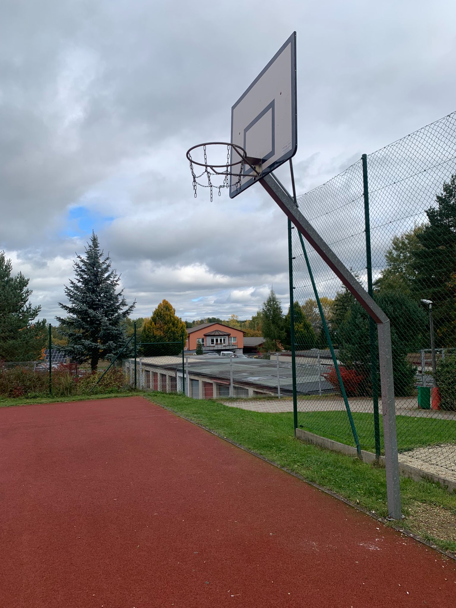 Basketbalové hřiště Basketbal Leskovické – Tábor
