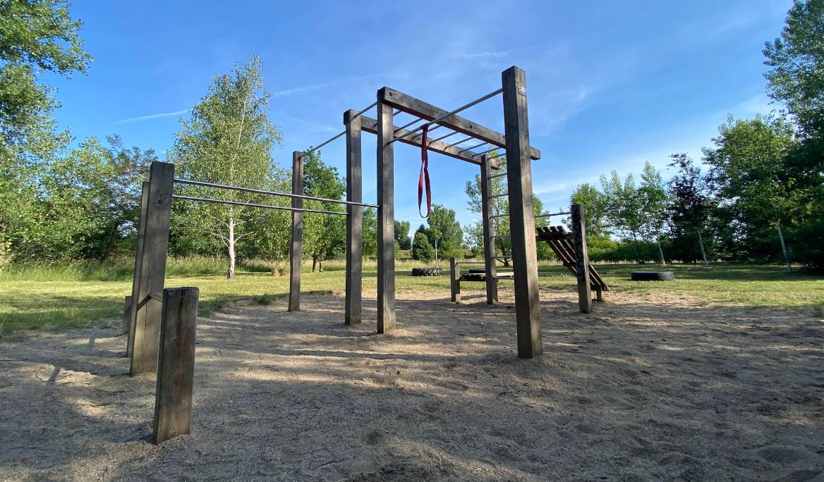 Workoutové hřiště Workout ul. Povltavská – Praha