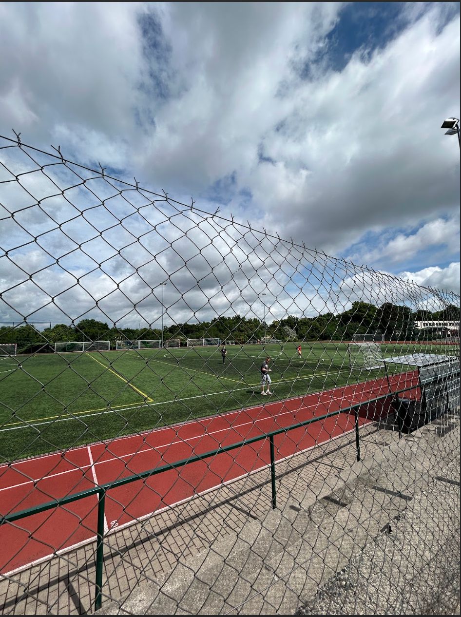 Fotbalové hřiště Fotbal Nad Ohradou – Praha