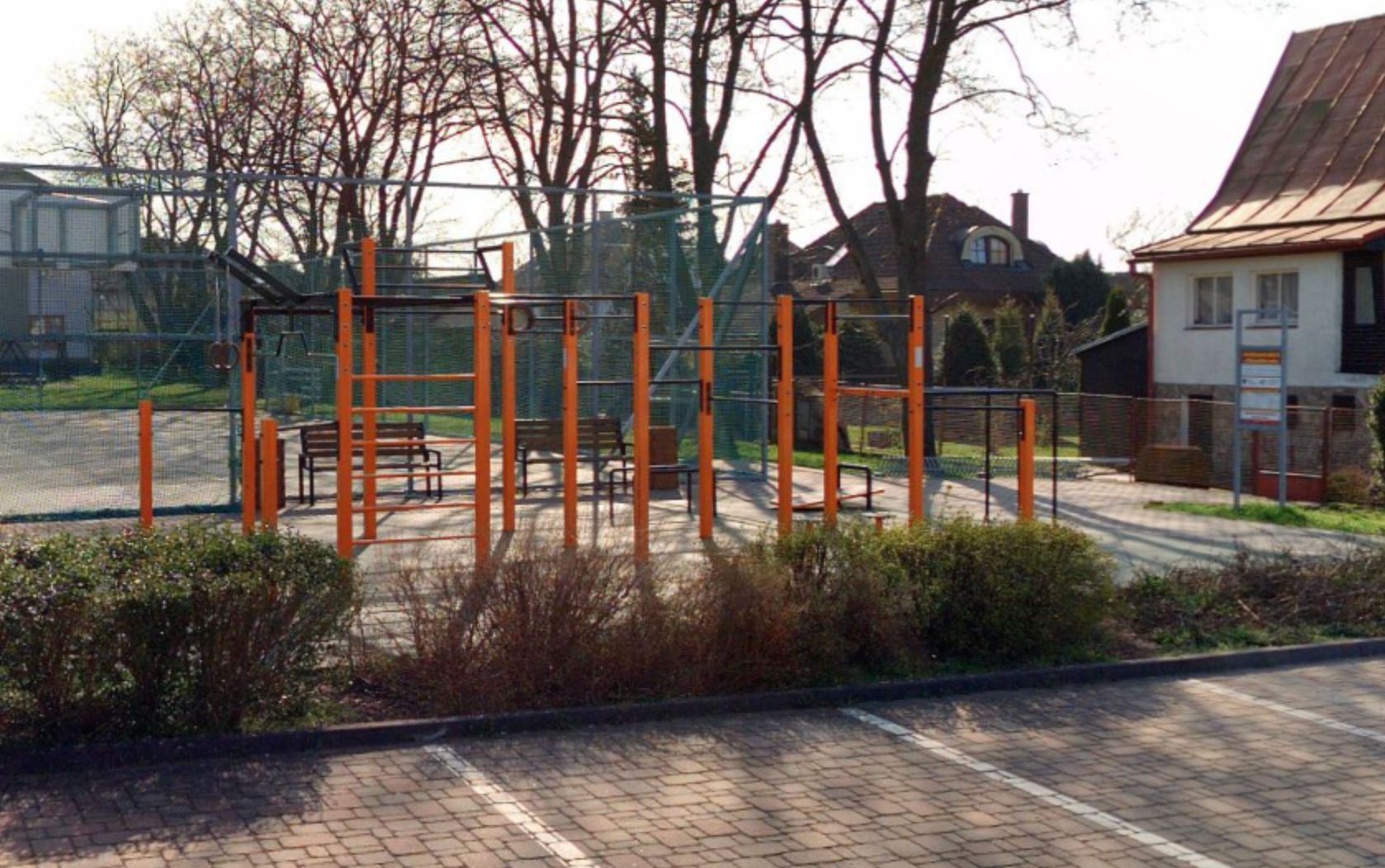 Workoutové hřiště Workout U Starého hradu – Chlumec nad Cidlinou