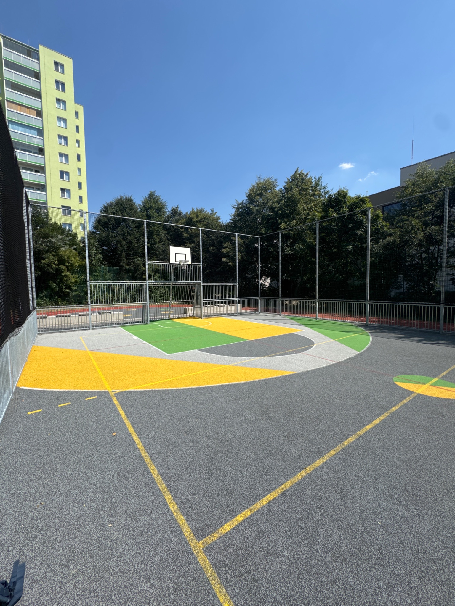 Basketbalové hřiště Hřiště Svážná – Brno
