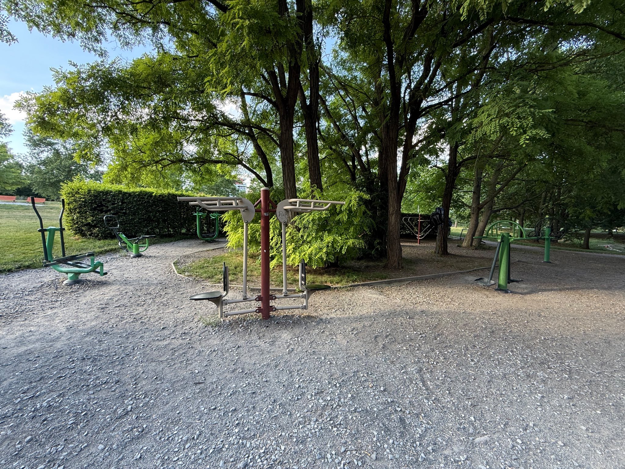 Workoutové hřiště Rekreační workout Prokopský potok – Praha