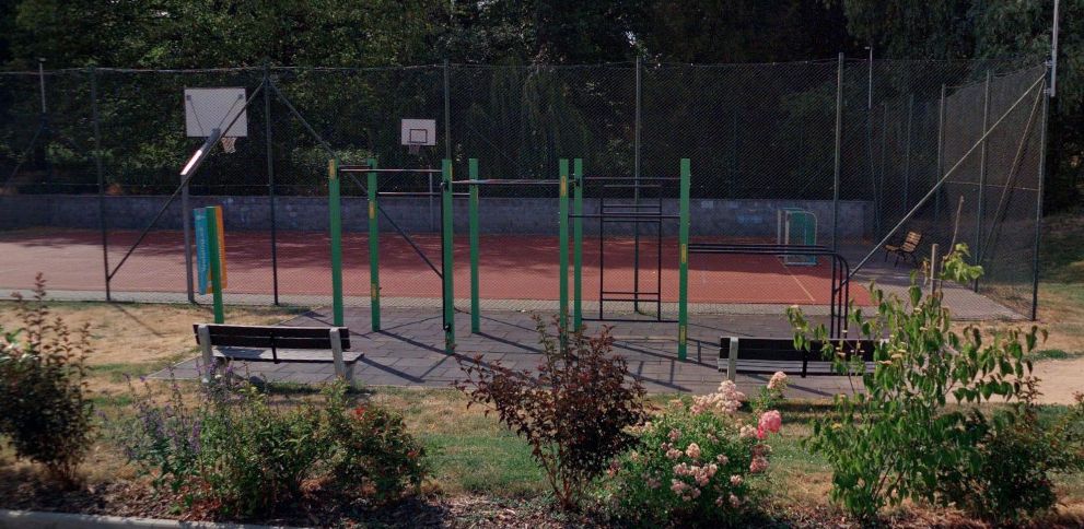 Workoutové hřiště Workout Hajany – Hajany