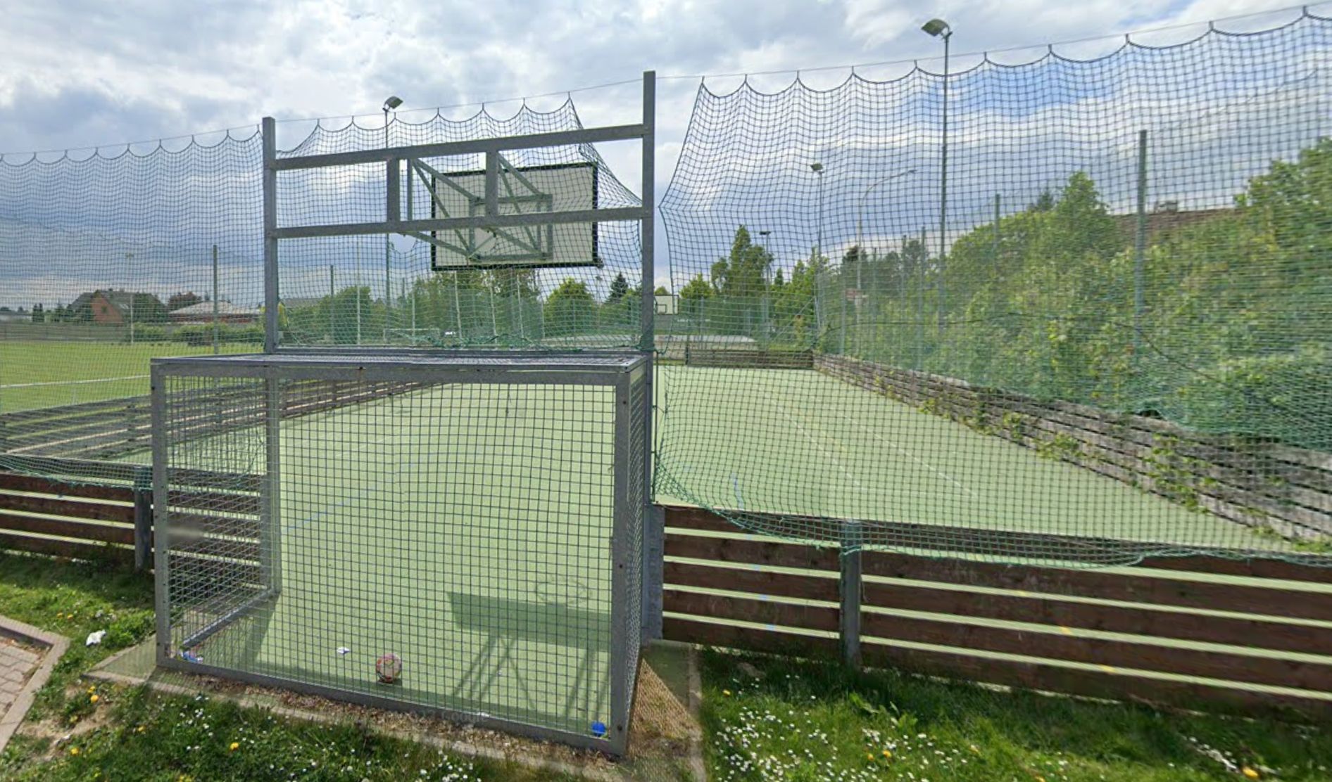 Basketbalové hřiště Basket Šestajovice – Šestajovice