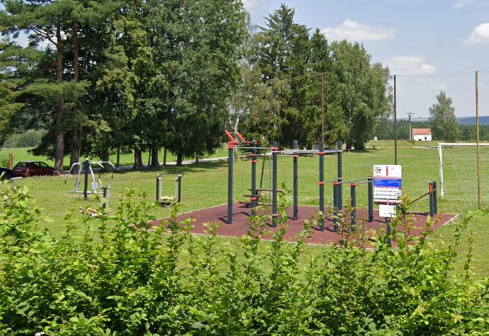 Workoutové hřiště Workout Římov – Branišovice