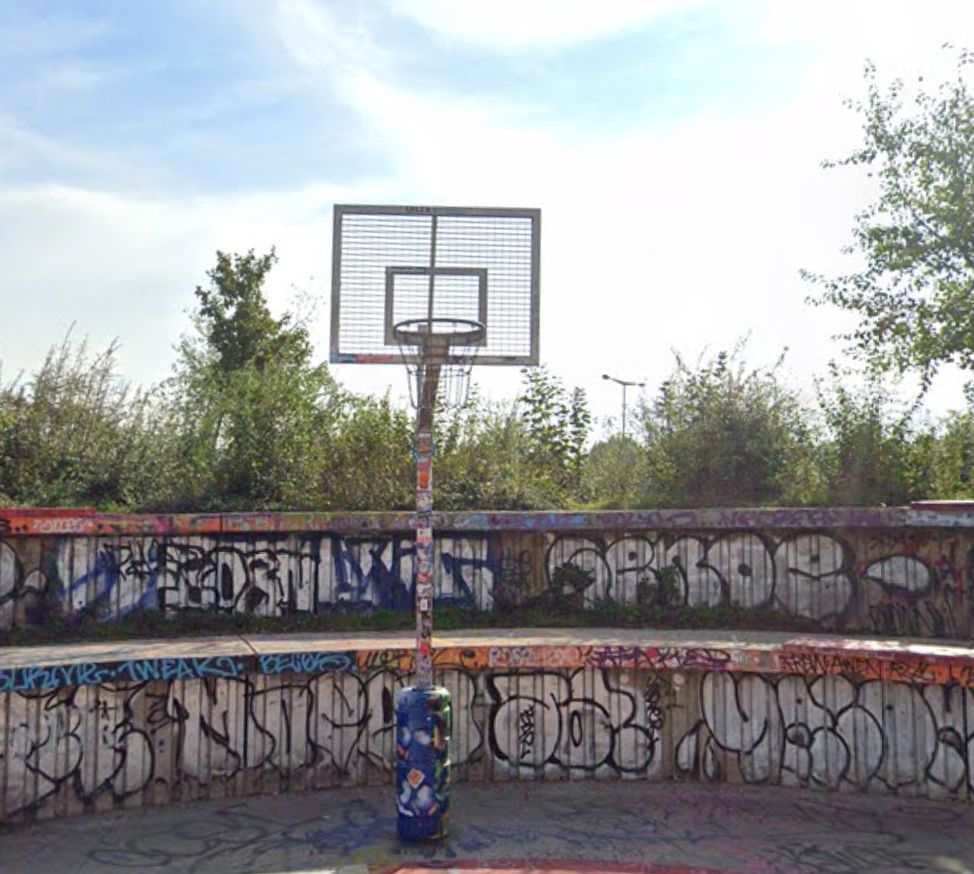 Basketbalové hřiště Basket Bubenská – Praha