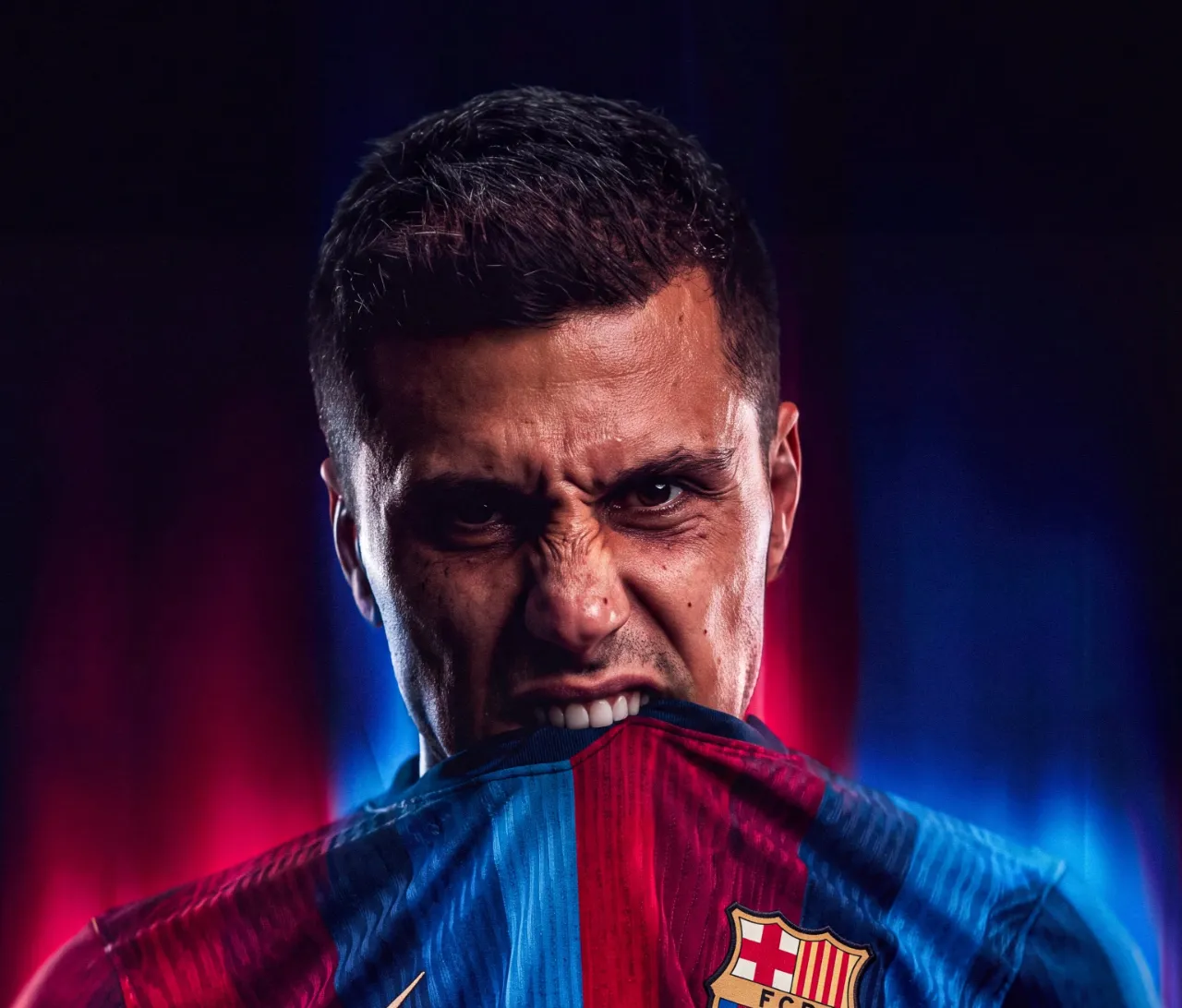 “Barcelona was my first choice”: Rodri unveiled as Barça’s marquee midfield signing