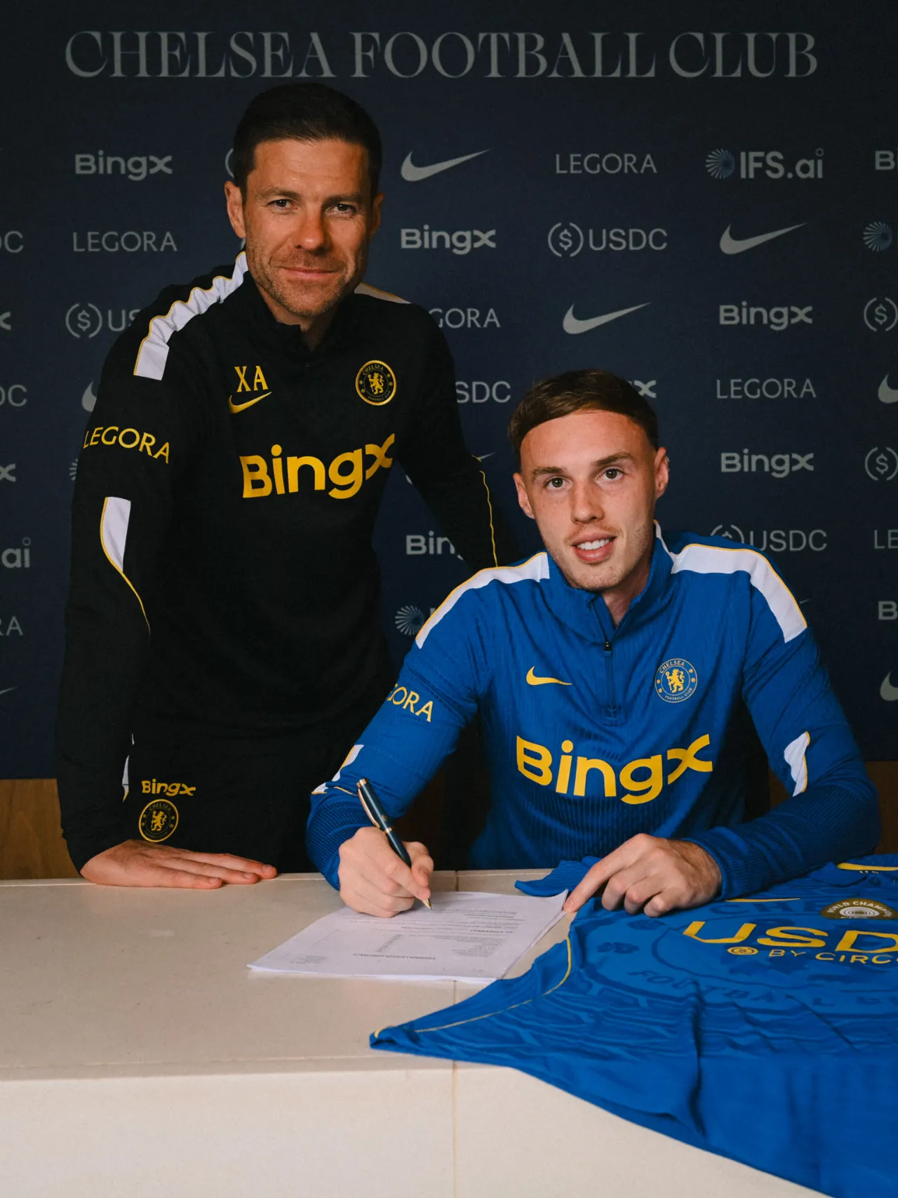 Cole Palmer commits long-term future to Chelsea in blockbuster deal until 2034