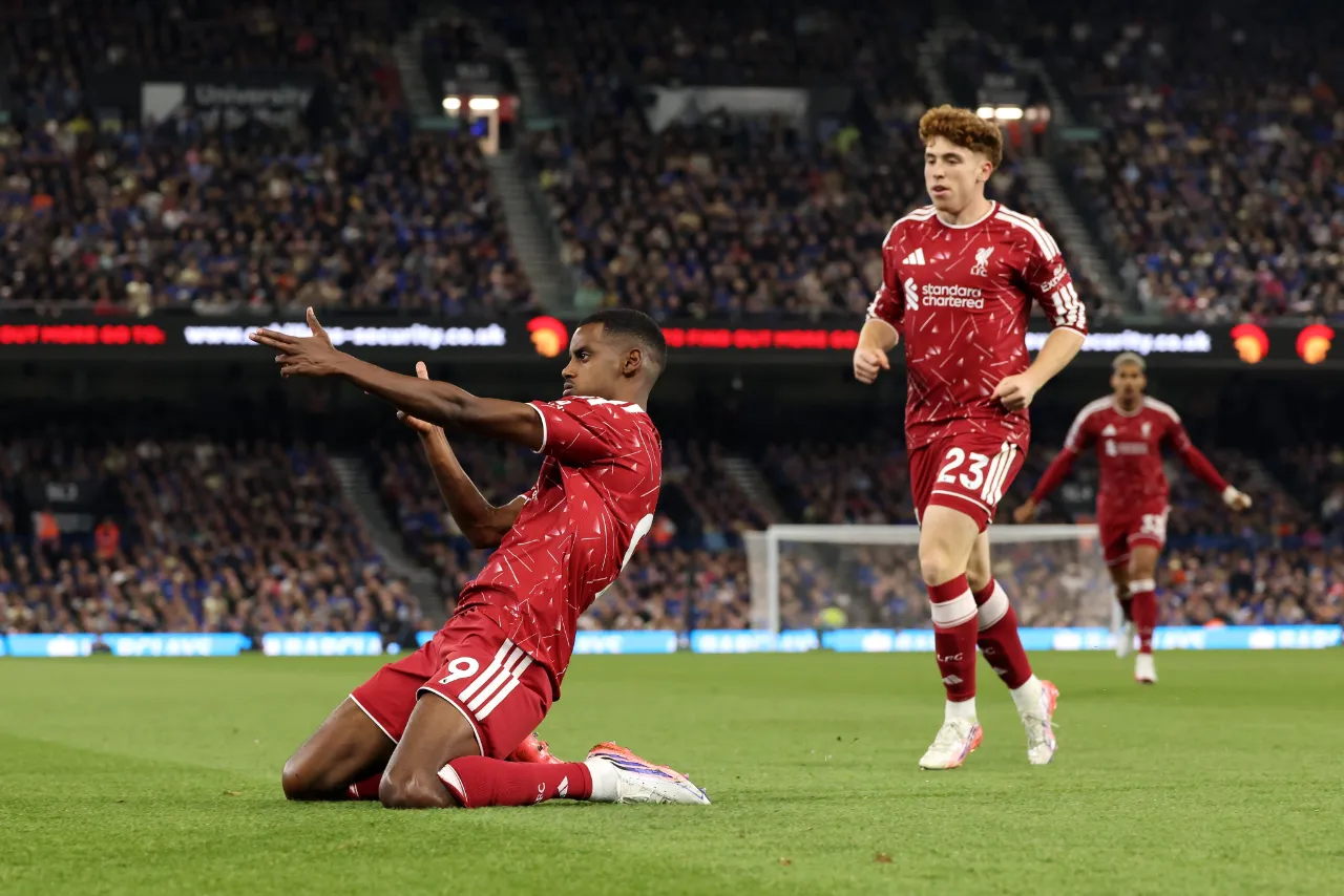 Ipswich 0-2 Liverpool: Isak brace & Barcola debut earn Iraola first win