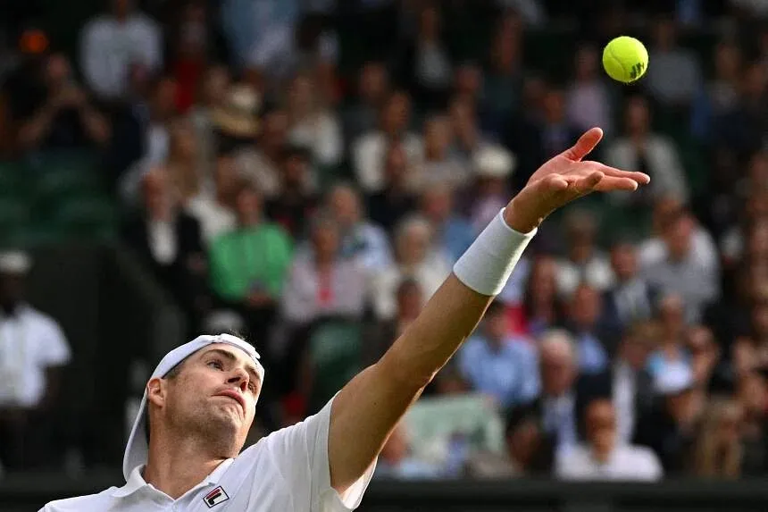 Isner wins 499th tiebreaker, reaches Dallas Open quarters