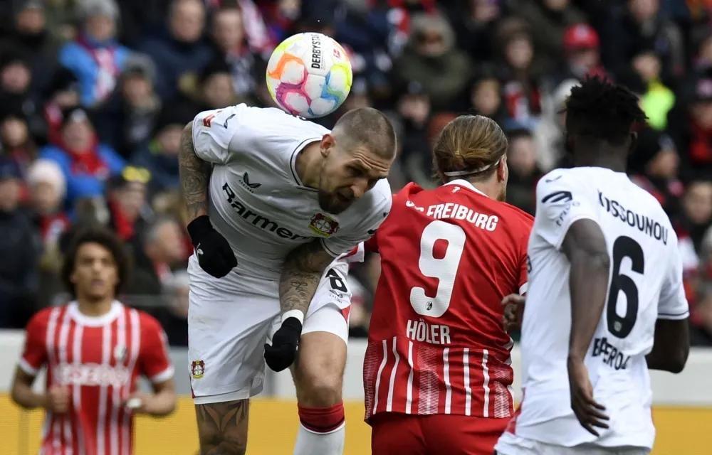 Azmoun volley snatches point for Leverkusen at Freiburg