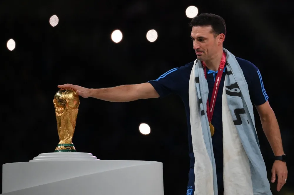 Argentina's World Cup-winning coach Scaloni to stay till 2026 - federation