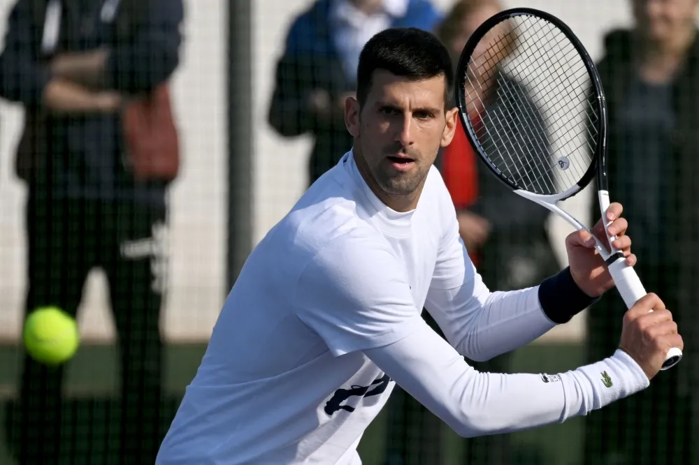 Djokovic hopes to play in US despite being unvaccinated