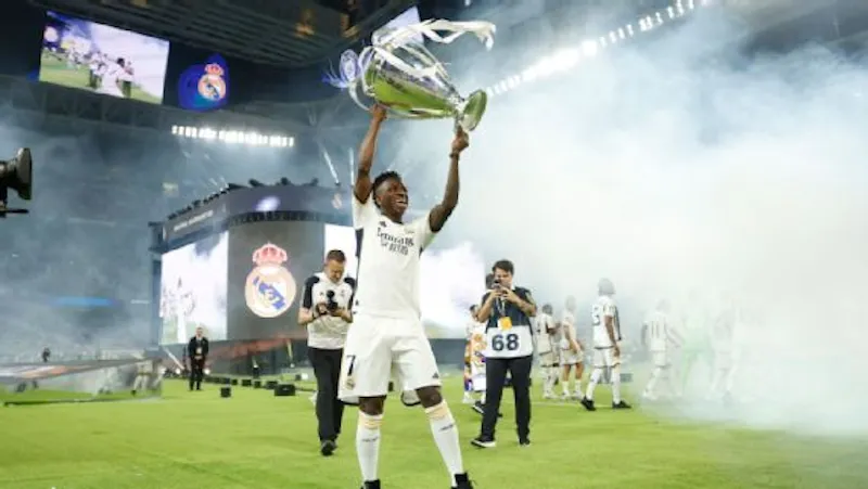 Real Madrid will reject world-record offer for Vinícius Jr.