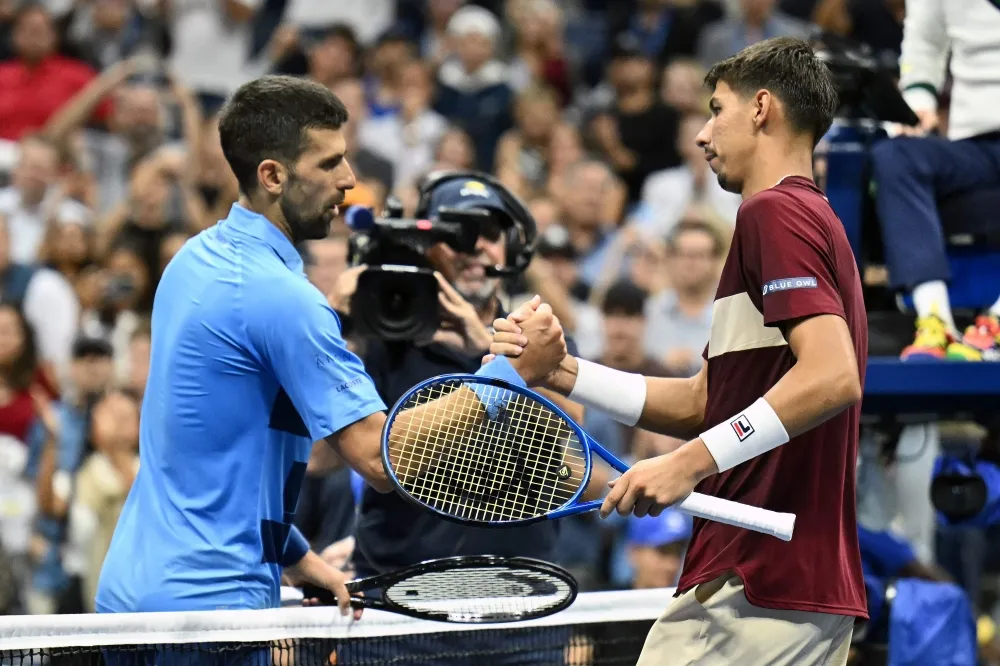 Djokovic defeat leaves era of golden generation at crossroads