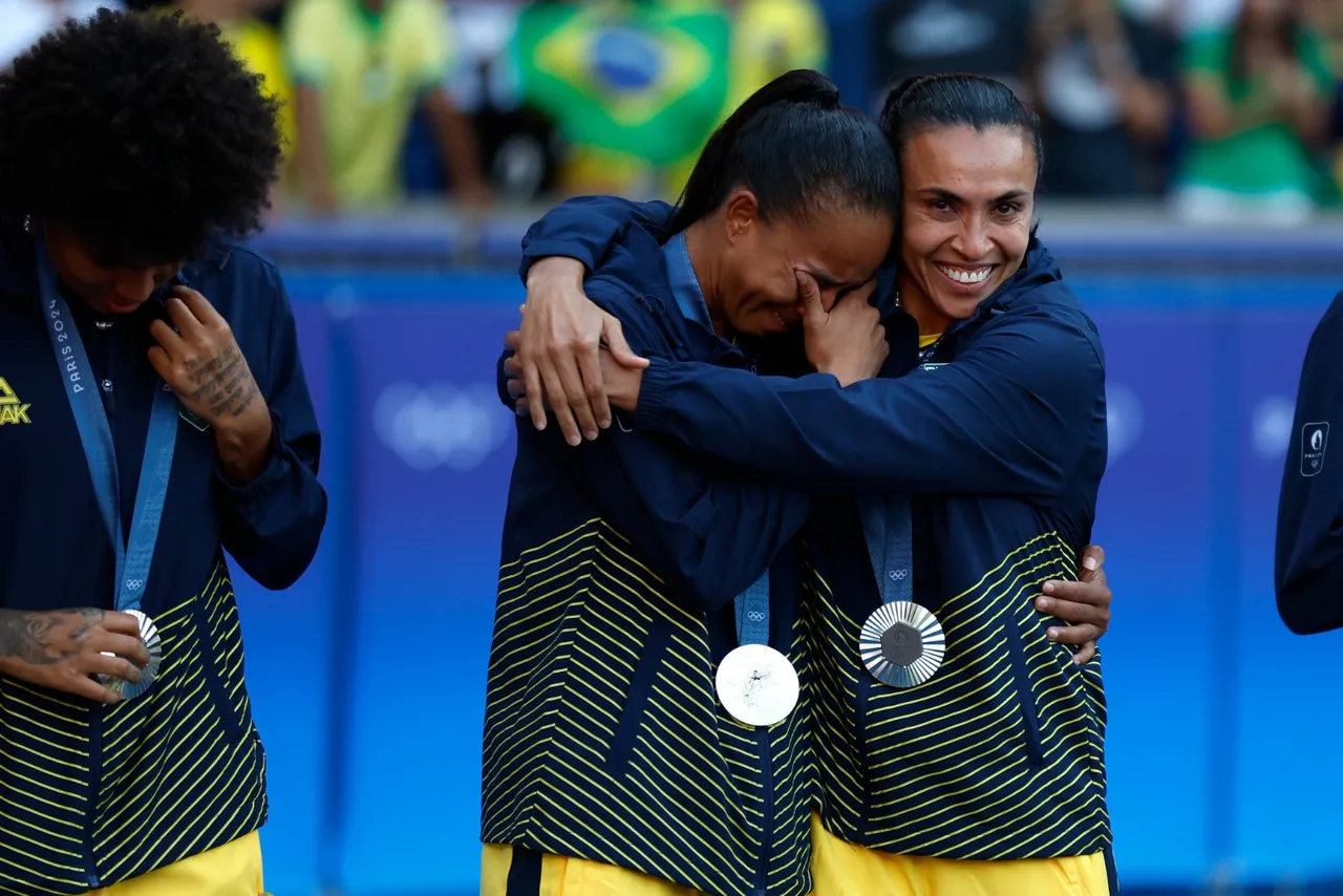 Marta denied Olympic gold by team USA at possible last international tournament