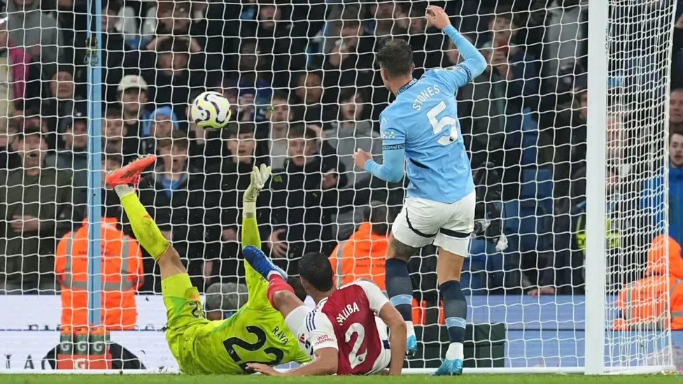 Man City rescue dramatic late draw against 10-man Arsenal