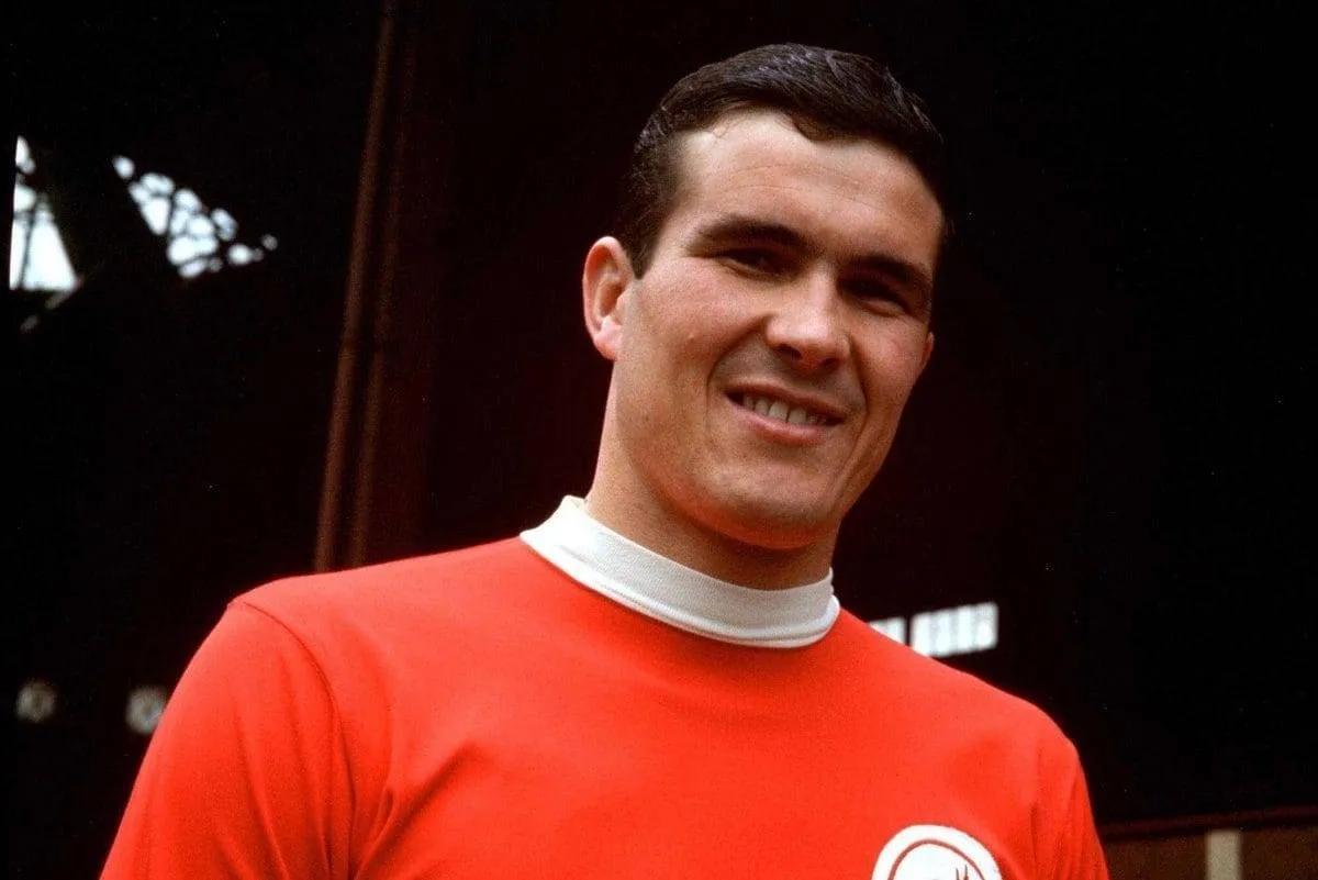 Liverpool legend Yeats dies aged 86