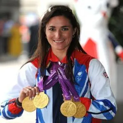Storey wins 19th Paralympic gold in thrilling road race