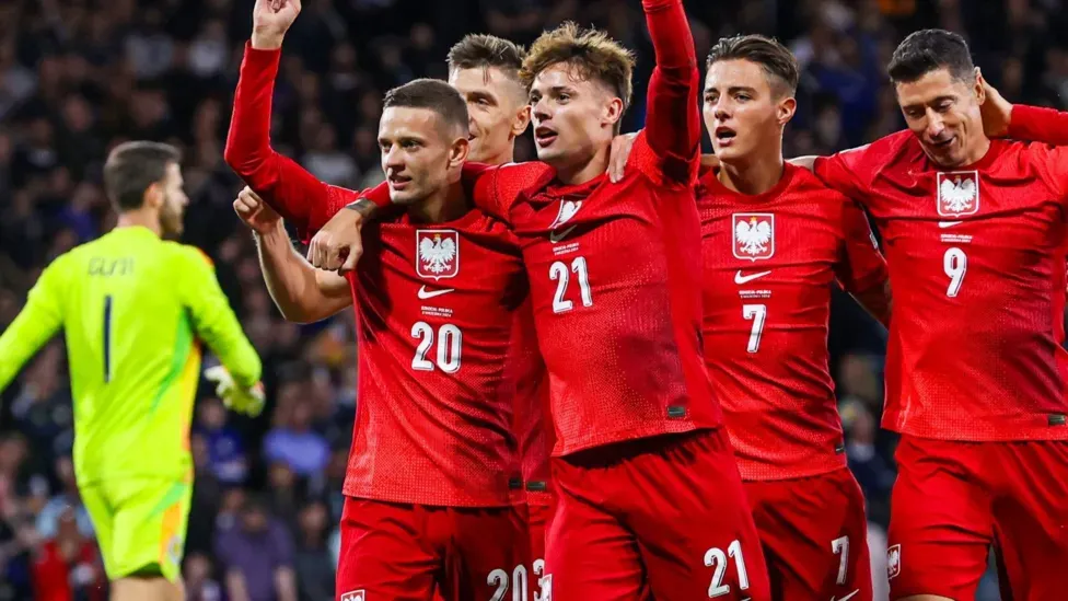 Scotland comeback thwarted as stoppage-time penalty gives Poland win
