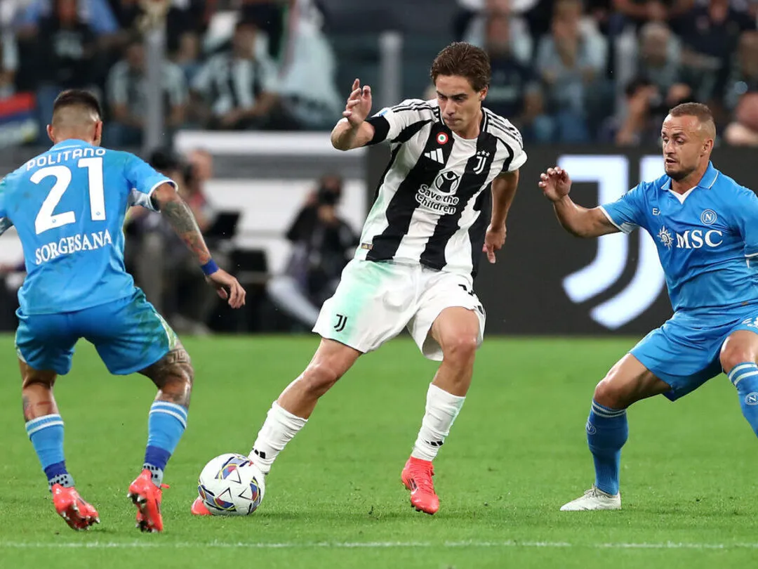 Juventus held by Napoli for third straight league draw