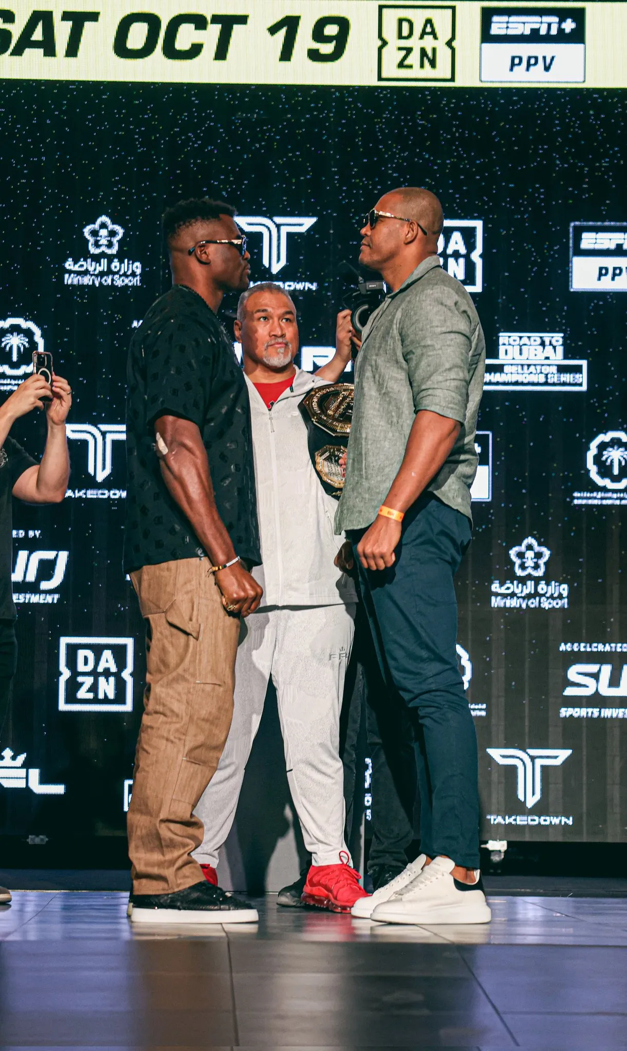 Ngannou lighter than Ferreira for 'battle of giants'