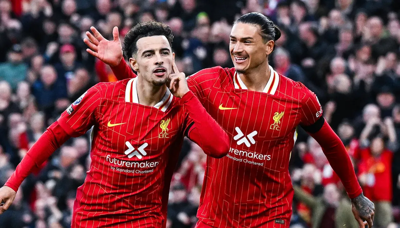 Jones inspires Liverpool to battling win over Chelsea