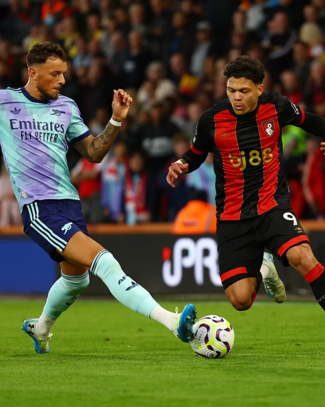 Bournemouth end 10-man Arsenal's unbeaten start