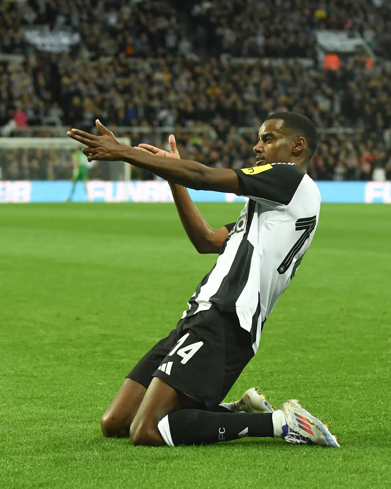 Isak on target as Newcastle overcome Chelsea