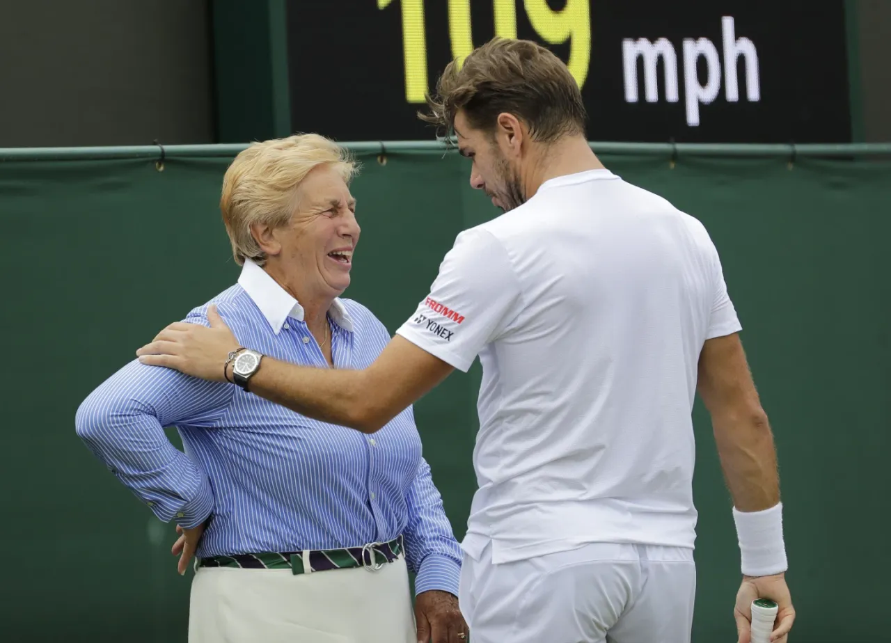 Wimbledon brings in electronic line calling for 2025