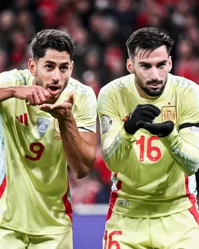 Holders Spain strike late to beat Switzerland in Nations League