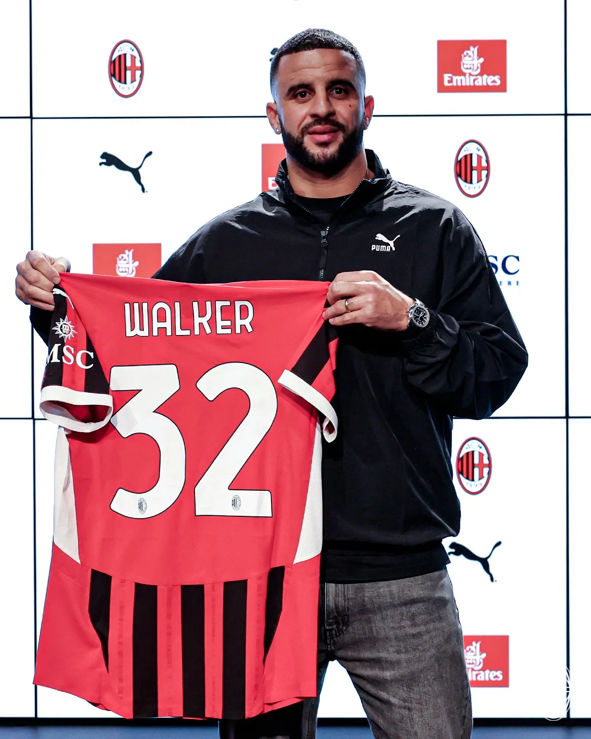 Man City captain Walker completes AC Milan loan move