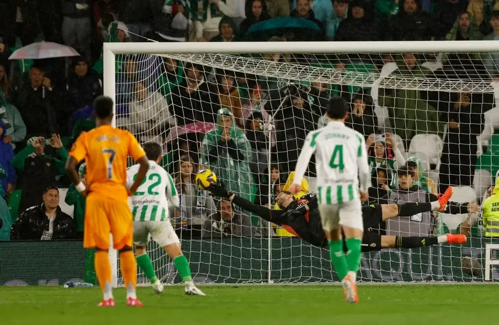 Isco helps Real Betis beat Real Madrid